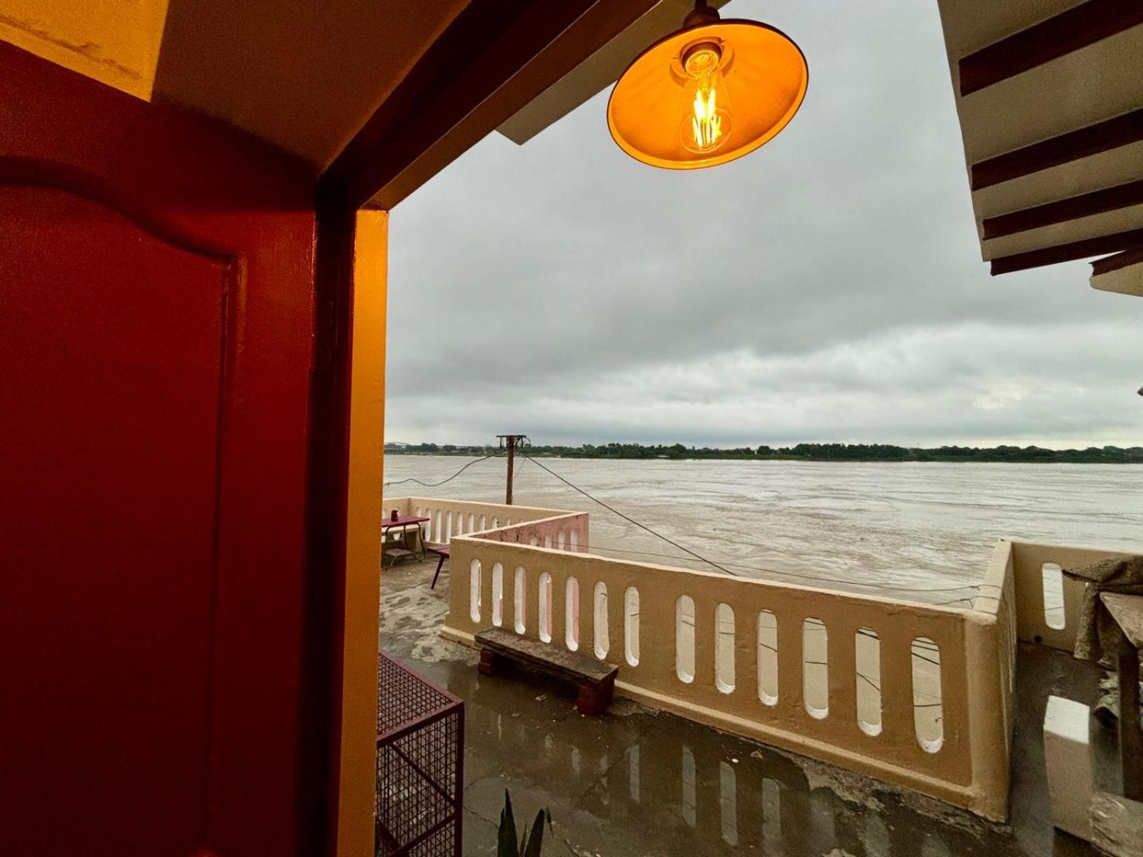 Vintage River Homestay Varanasi Luaran gambar