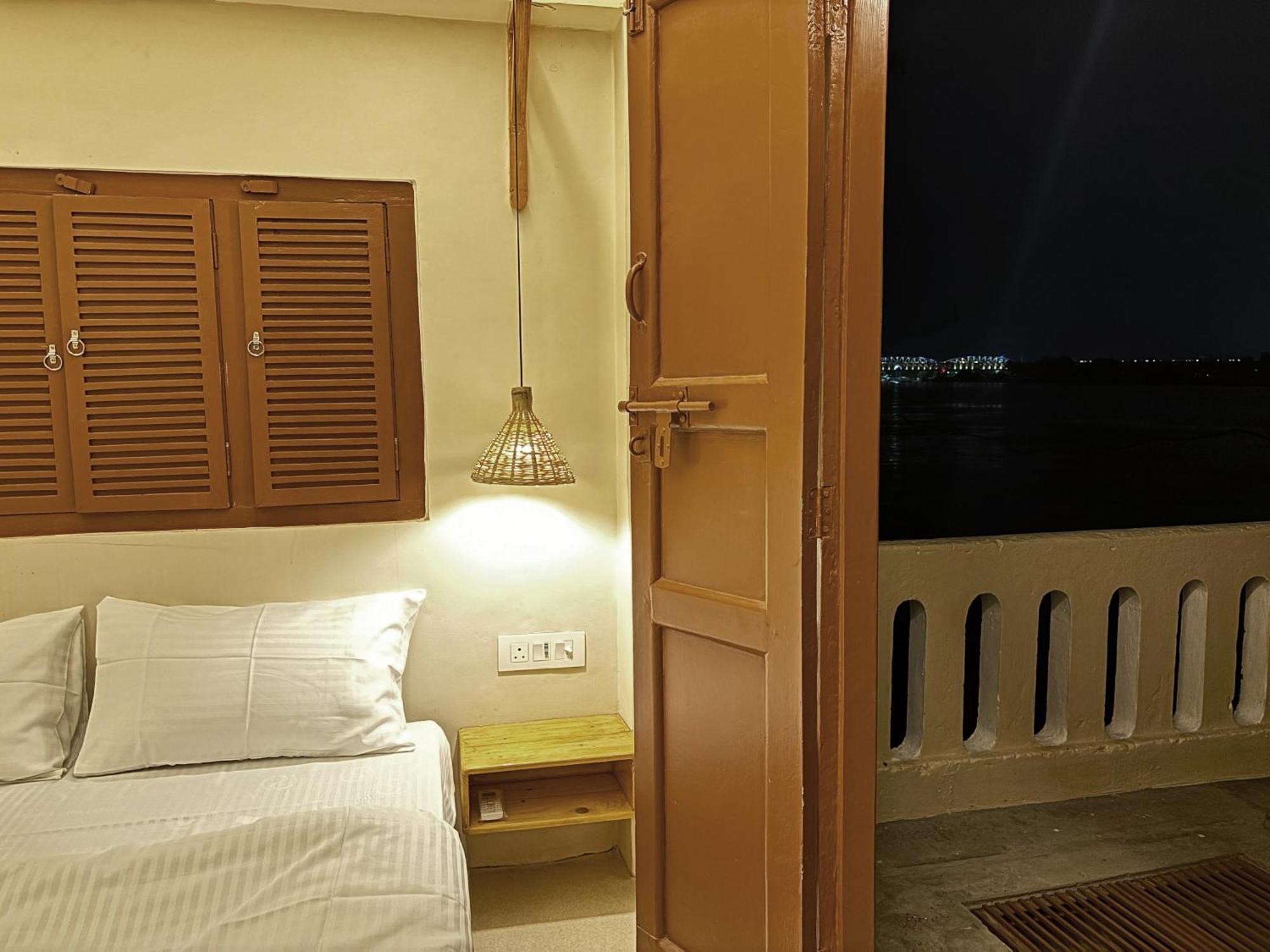 Vintage River Homestay Varanasi Luaran gambar