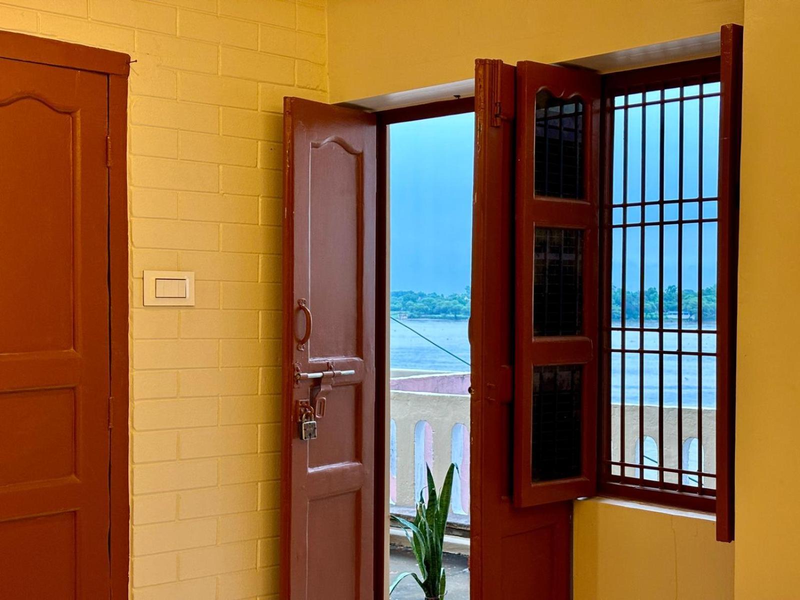 Vintage River Homestay Varanasi Luaran gambar