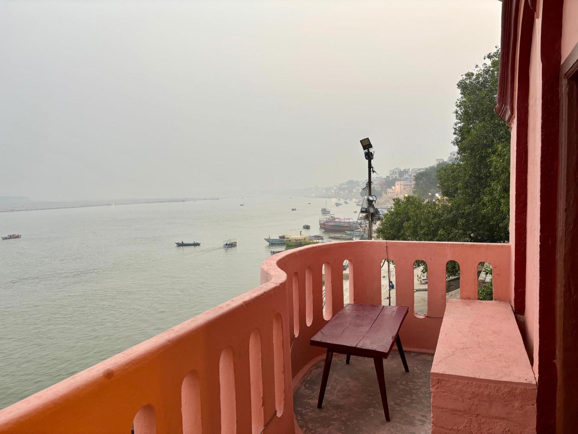 Vintage River Homestay Varanasi Luaran gambar
